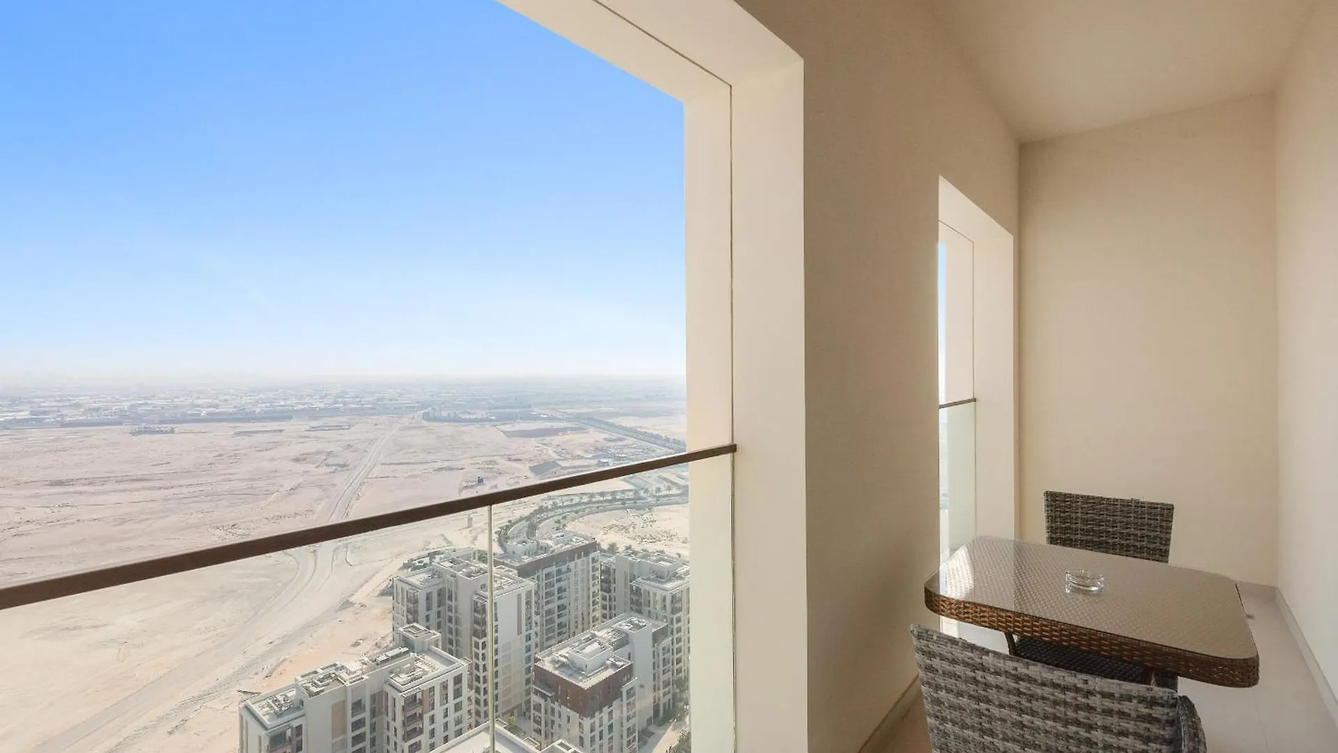 Apartment Contemporary 3 Bedroom Plus Guest Room In Vida Creek Beach Dubai
