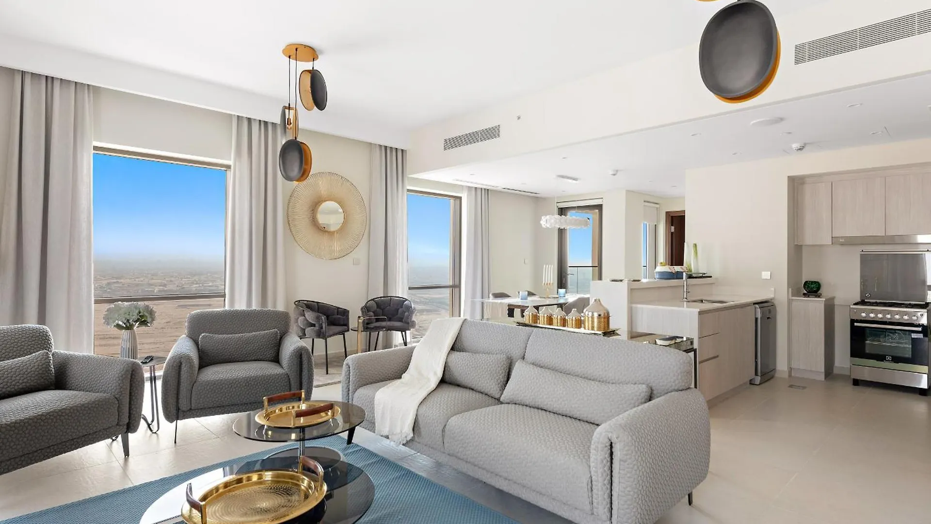 Contemporary 3 Bedroom Plus Guest Room In Vida Creek Beach Dubai United Arab Emirates